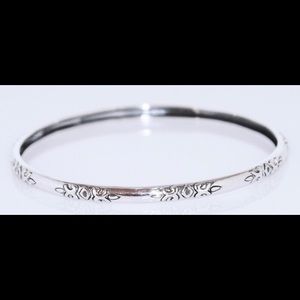 Silpada Willow Bangle - image 1